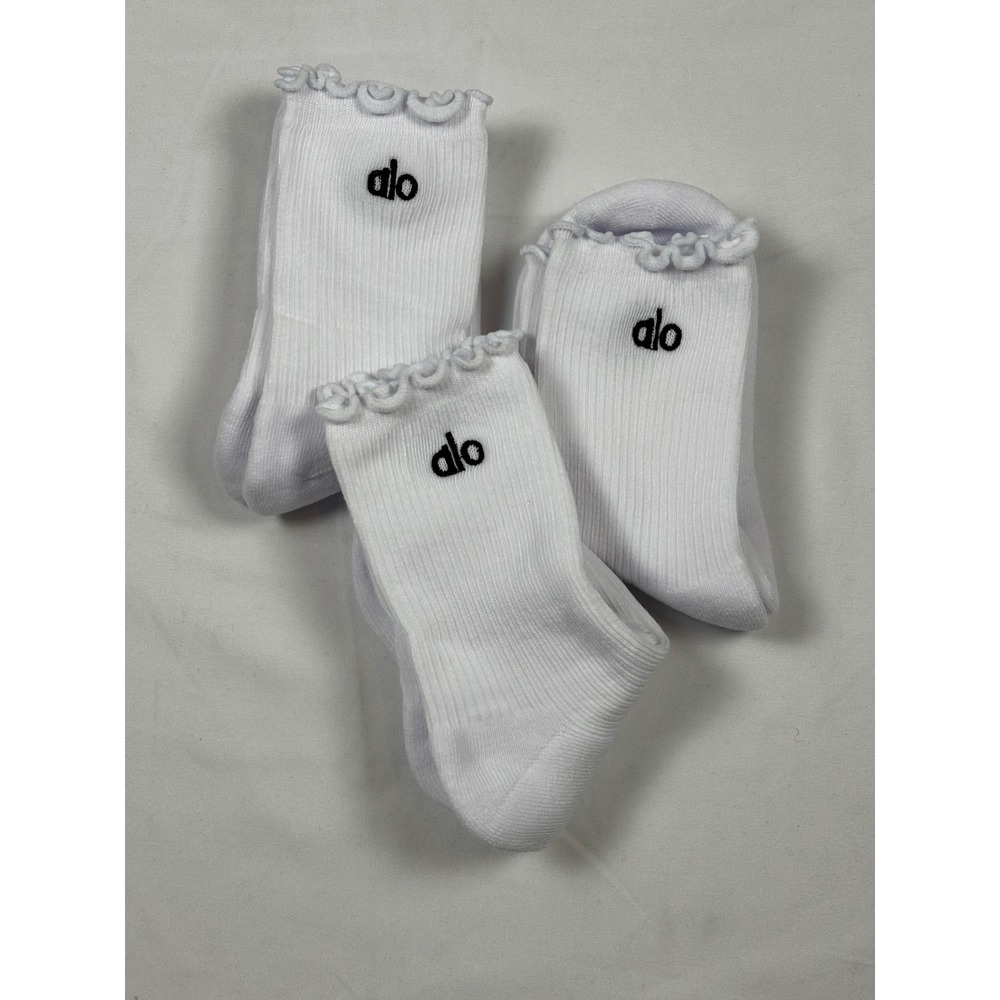 ALO Yoga White Ruffle Crew Socks 3-Pack Logo NWOT OSFM